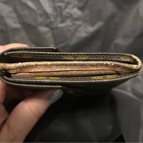 Louis Vuitton Vintage 🥂HP🥂Monogram Double Wallet - Picture 9 of 13